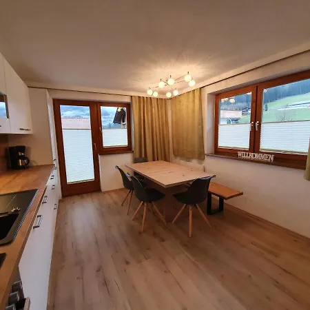 Haus Lisa Apartament *